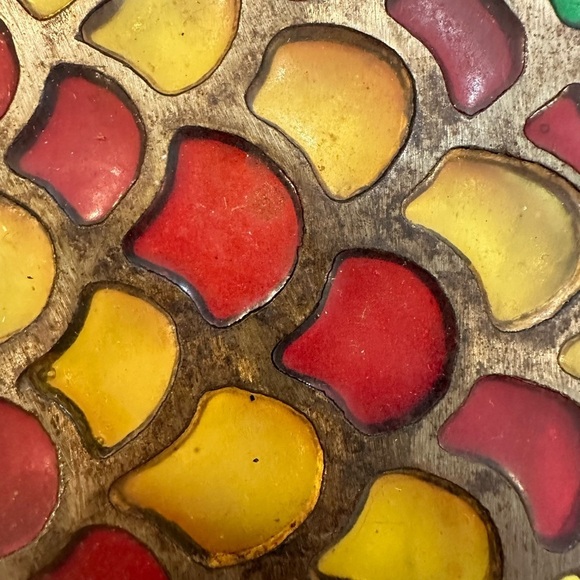 🎄Stained glass,  vintage, fish, trivet, kitchen, red, and yellow - Picture 2 of 5